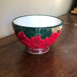 🎄Small poinsettia leave bowl.🎄